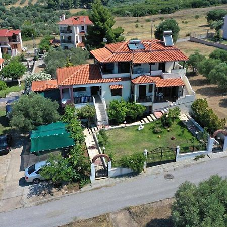 מטהמורפוסי Apartments Giannis מראה חיצוני תמונה
