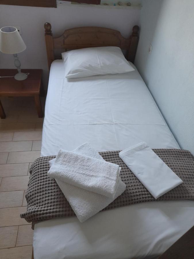מטהמורפוסי Apartments Giannis מראה חיצוני תמונה