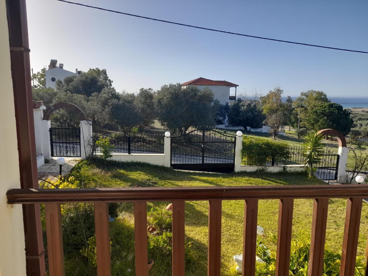 מטהמורפוסי Apartments Giannis מראה חיצוני תמונה